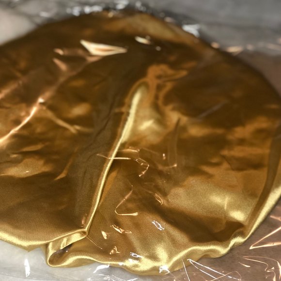 Bonnets - Picture 10 of 16